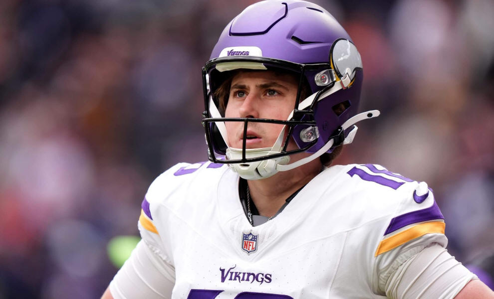 Vikings believe Will Reichard's missed FG vs. Browns hit camera wire in  London: Sources - The Athletic